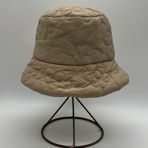 DO EVERYTHING IN LOVE WOMEN’S BEIGE QUILTED FLORAL BUCKET HAT ONE SIZE